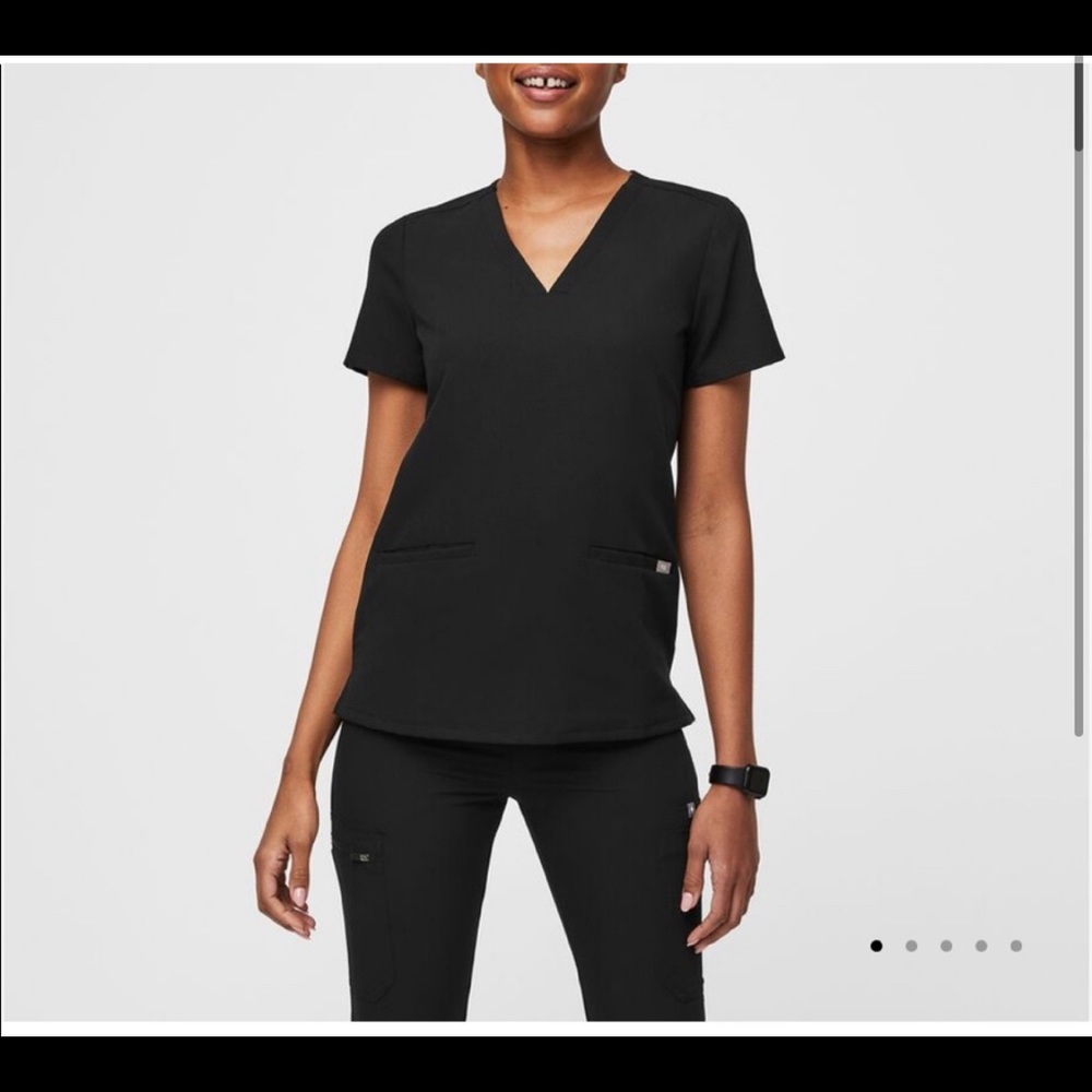 Figs scrubs casma top
